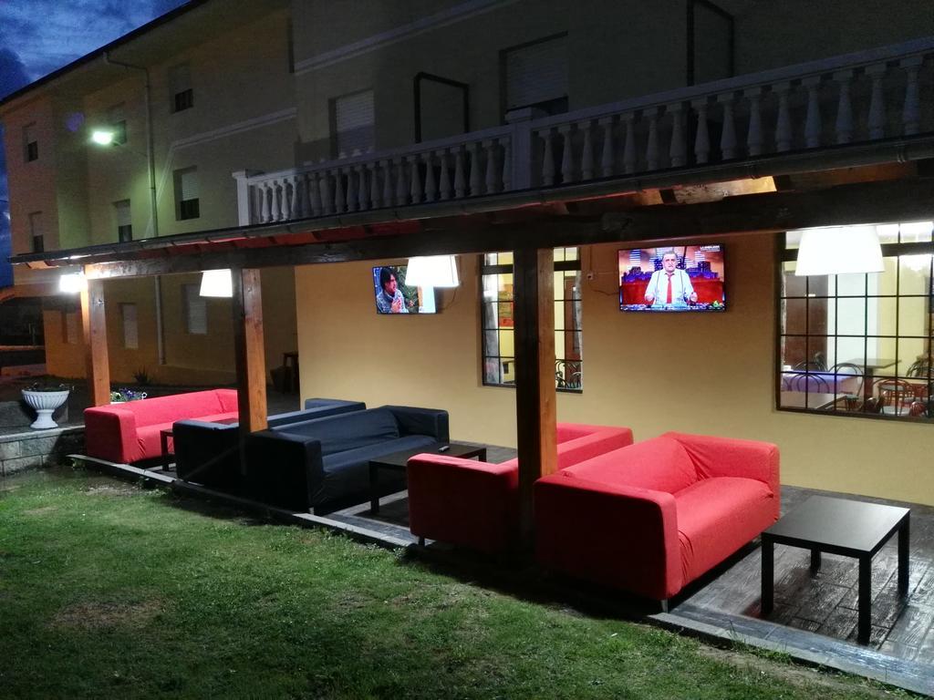 Hotel Azcona Ноха Екстер'єр фото